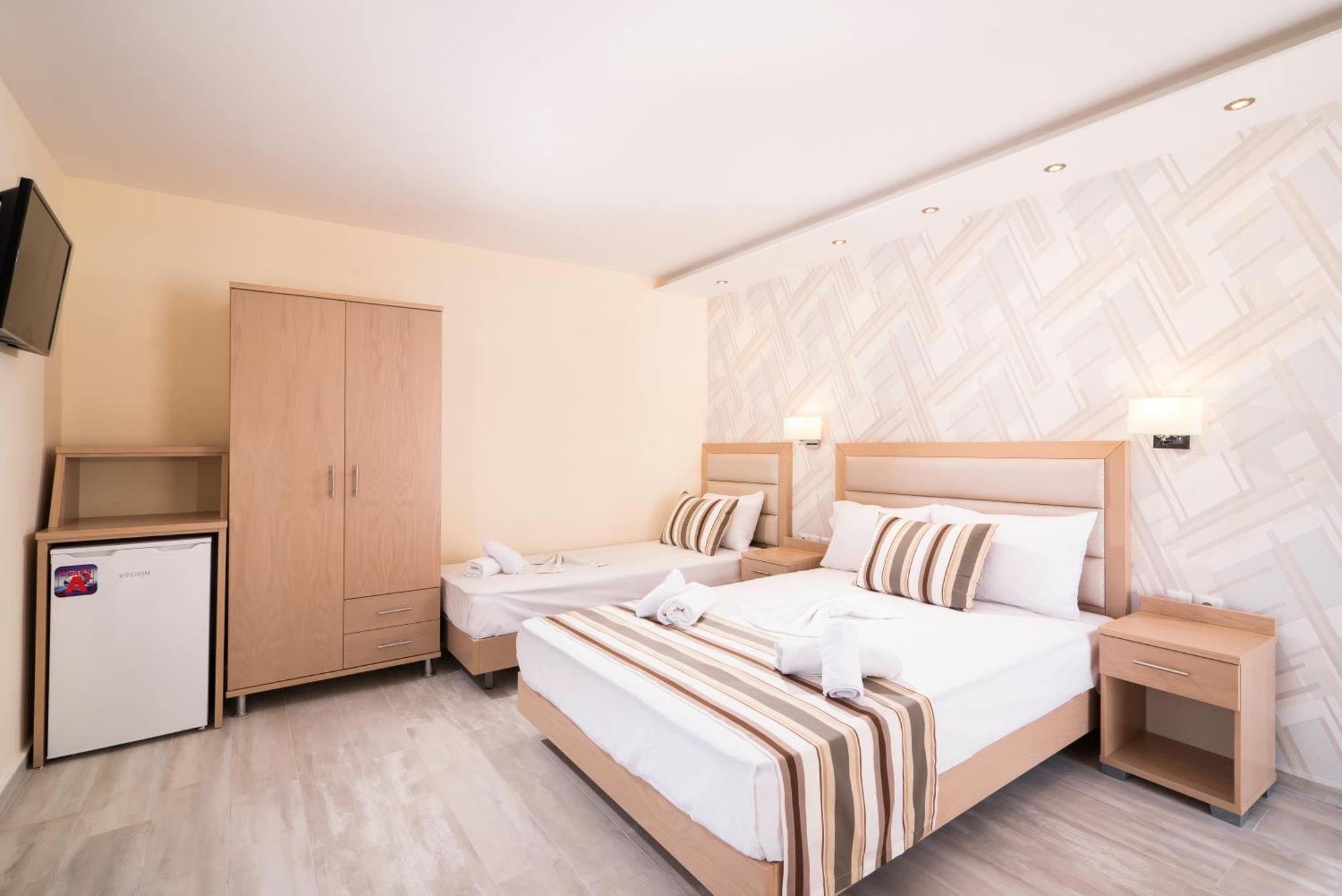 Star Bay Luxury Aparthotel Limenária Szoba fotó
